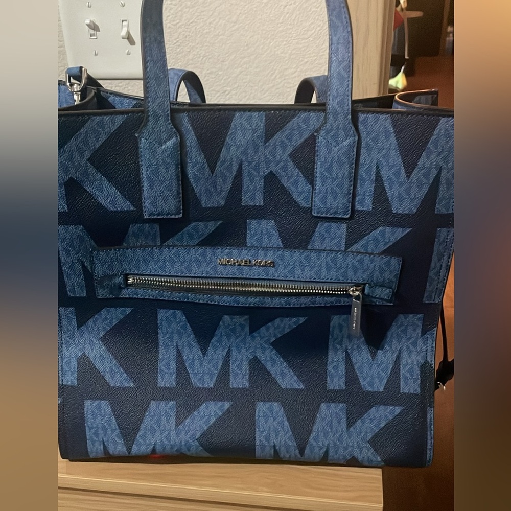 Michael Kors Tote